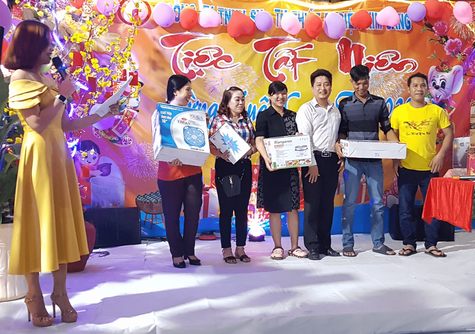 giai-ba-tiec-tat-nien-kim-sang