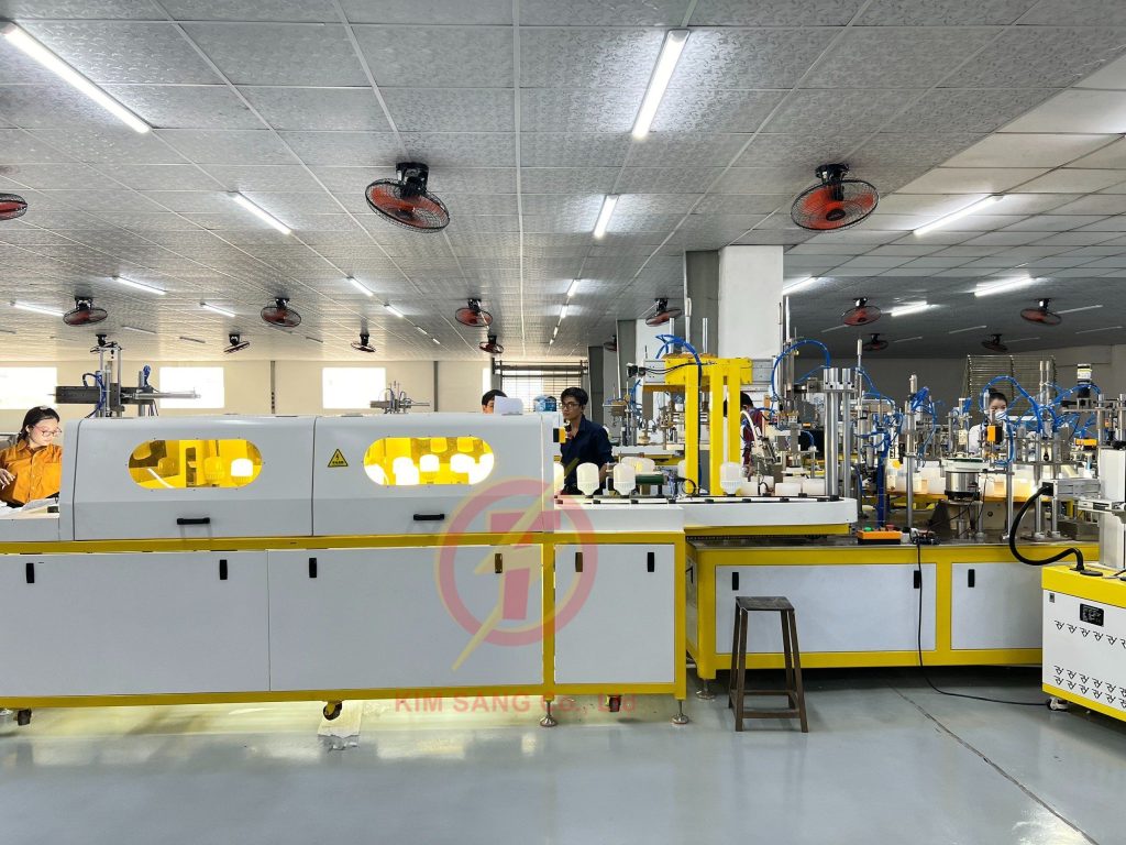 Automatic Aluminum Pillar LED Light Making Machine